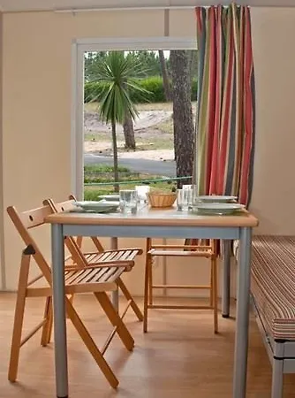Camping Parque De Campismo Orbitur